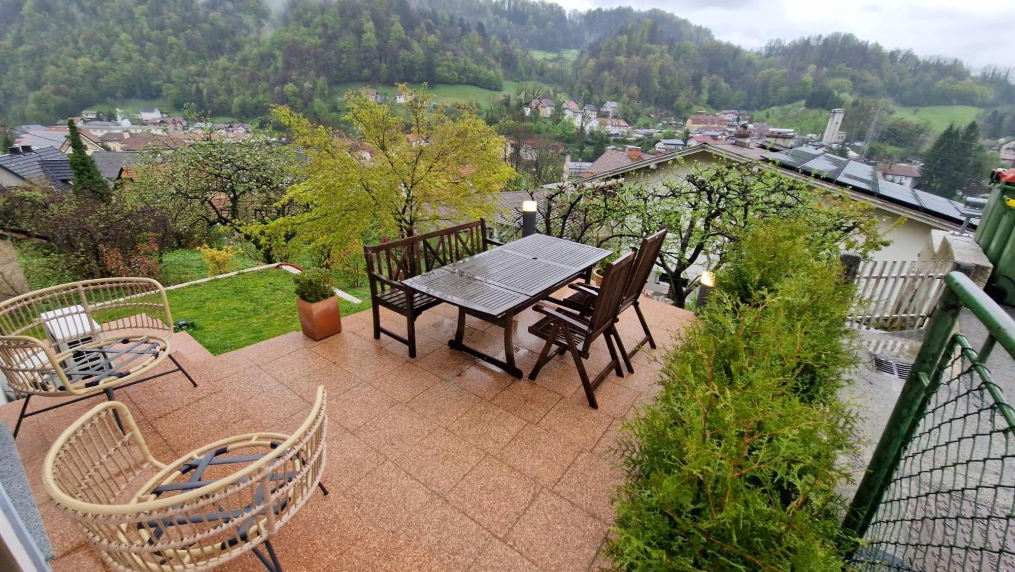 Bergmannhaus Villa Zagorje ob Savi Eksteriør billede