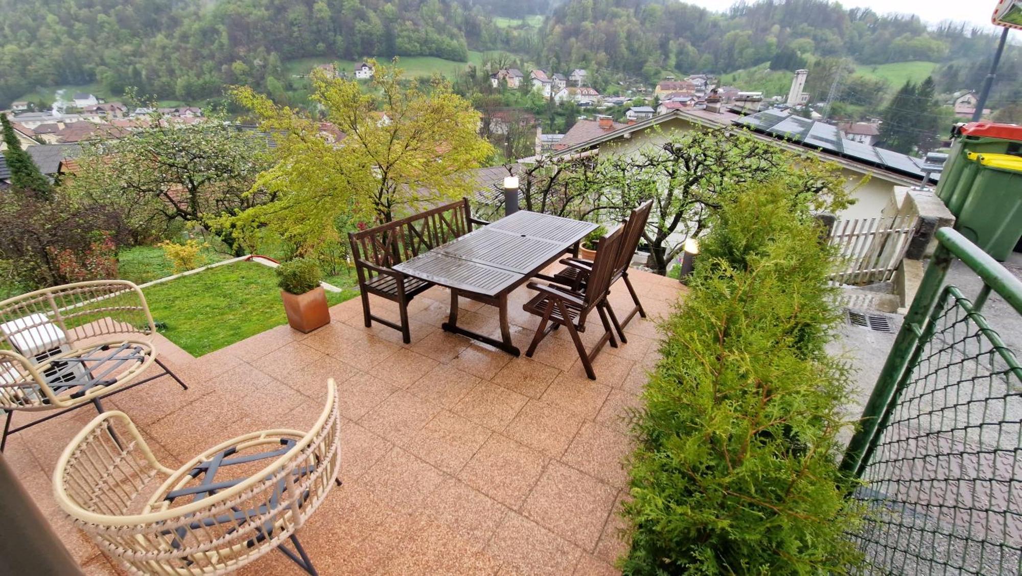 Bergmannhaus Villa Zagorje ob Savi Eksteriør billede